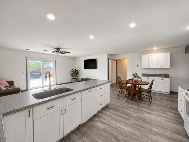 212 N Deborah Dr Apt A, Fremont, IN 46737