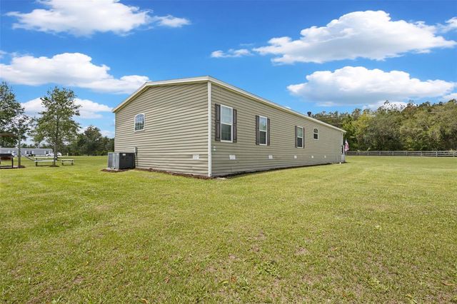 133 SW SEDGEFIELD LANE, Fort White, FL 32038
