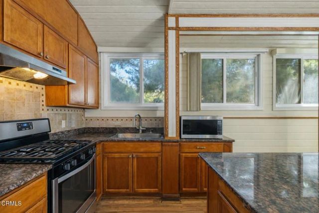 561 E Telegraph, Fillmore, CA 93015