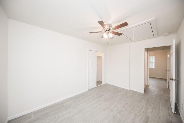 5040 Mallow Street B, Houston, TX 77033