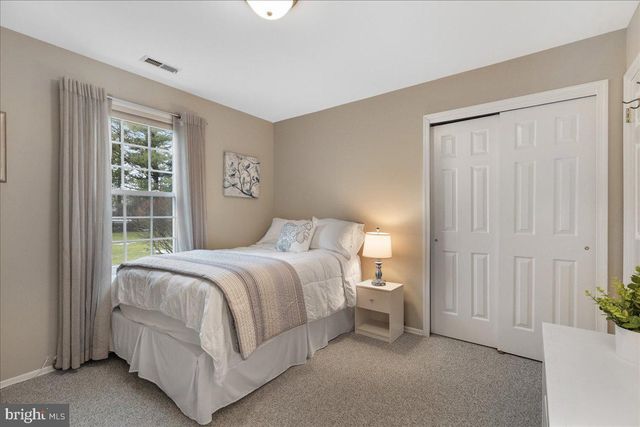 23 MEADOWWOOD CT, Columbus, NJ 08022