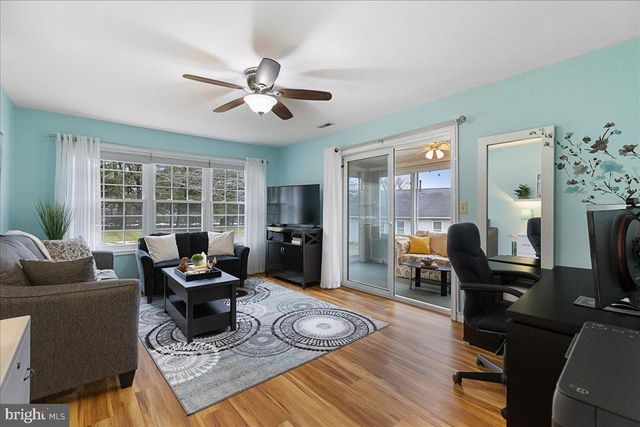 23 MEADOWWOOD CT, Columbus, NJ 08022