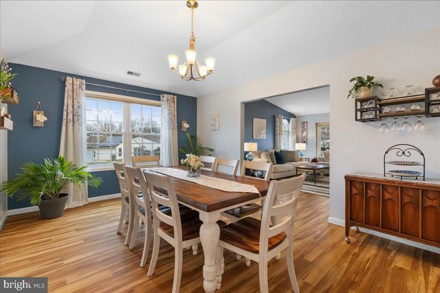 23 MEADOWWOOD CT, Columbus, NJ 08022