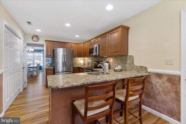 23 MEADOWWOOD CT, Columbus, NJ 08022