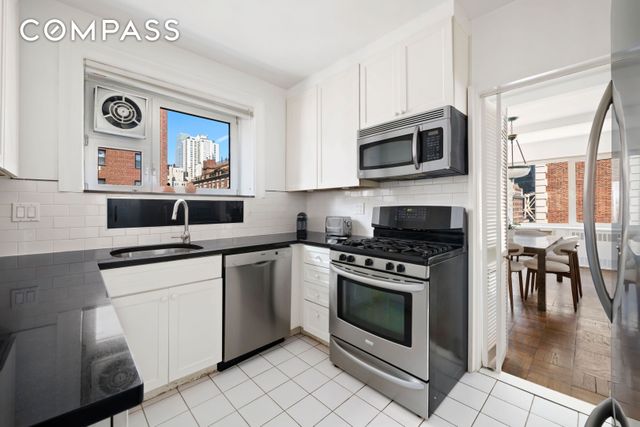 25 Sutton Pl S Apt 16B, New York City, NY 10022