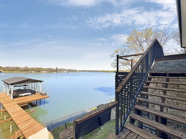 4401 Clarke Drive, Fort Worth, TX 76135