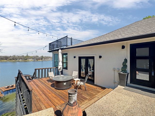 4401 Clarke Drive, Fort Worth, TX 76135