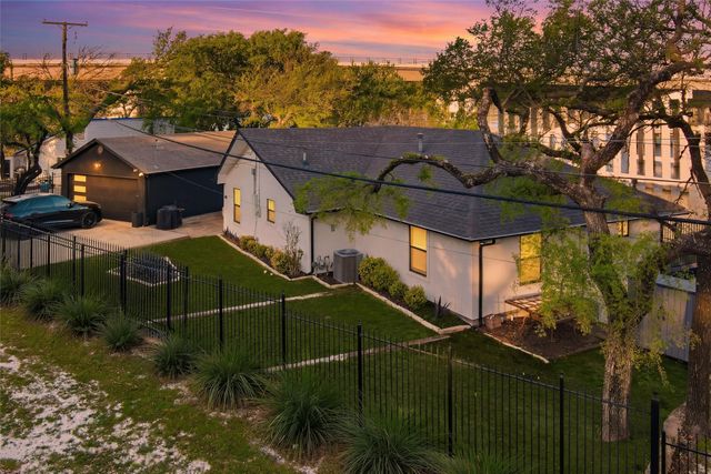 4401 Clarke Drive, Fort Worth, TX 76135