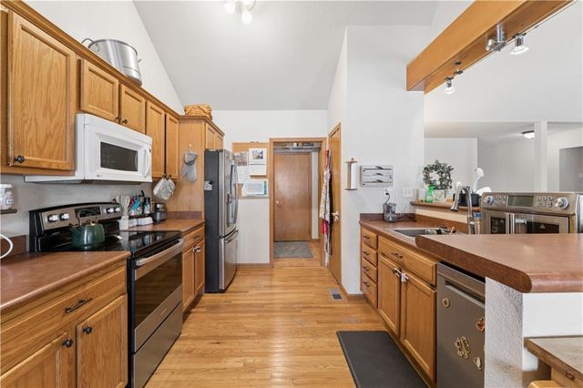 2132 E 26th Street, Lawrence, KS 66046