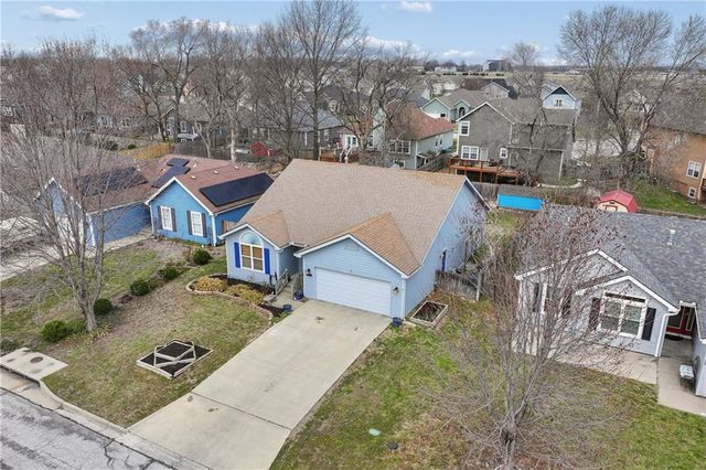 2132 E 26th Street, Lawrence, KS 66046