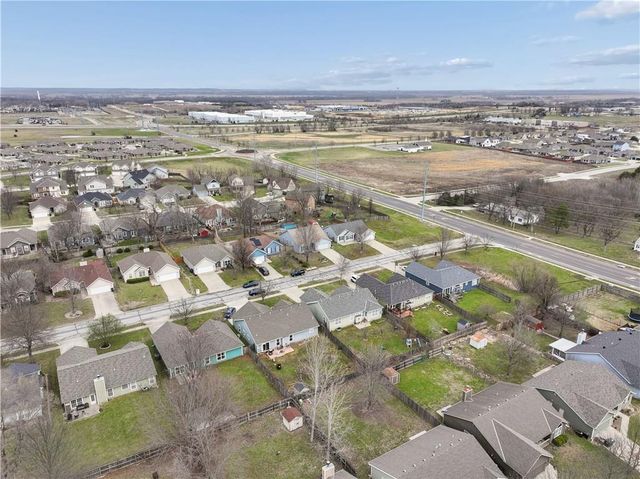 2132 E 26th Street, Lawrence, KS 66046