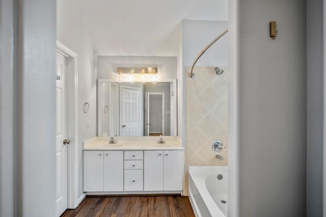 323 Plaza Del Sol Park, Houston, TX 77020
