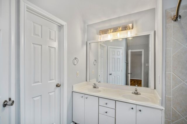 323 Plaza Del Sol Park, Houston, TX 77020