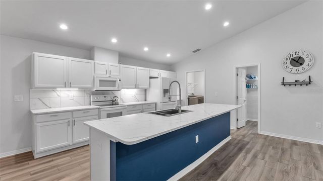 501 INTERLOCK STREET, Lake Alfred, FL 33850