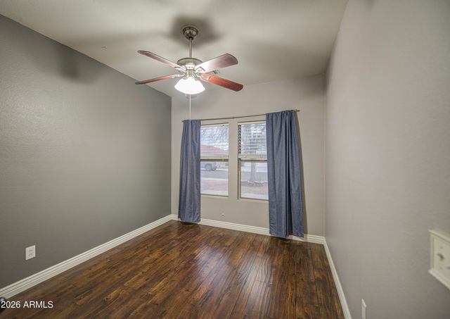 5634 E FLORIAN Avenue, Mesa, AZ 85206