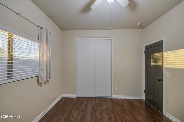 5634 E FLORIAN Avenue, Mesa, AZ 85206