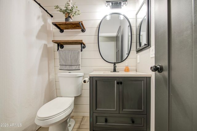 5634 E FLORIAN Avenue, Mesa, AZ 85206