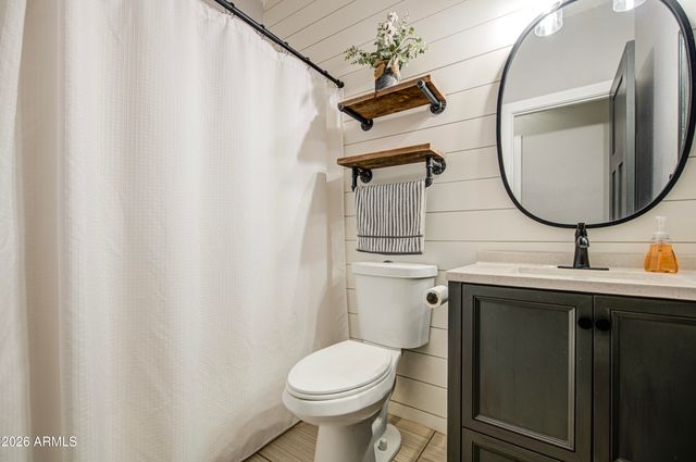 5634 E FLORIAN Avenue, Mesa, AZ 85206