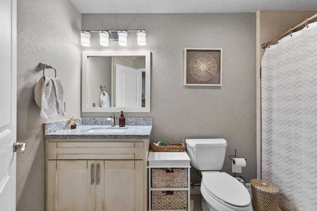 3925 Talmage Ct, Sacramento, CA 95827