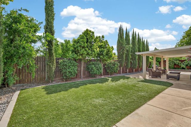 3925 Talmage Ct, Sacramento, CA 95827