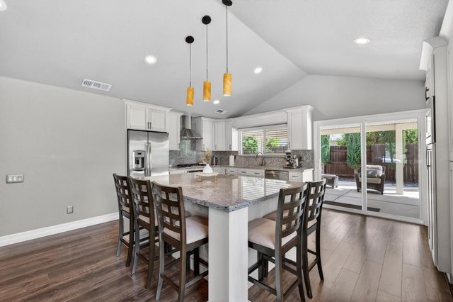 3925 Talmage Ct, Sacramento, CA 95827