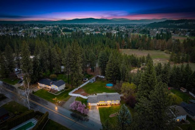 14615 E Belle Terre Ave, Veradale, WA 99037