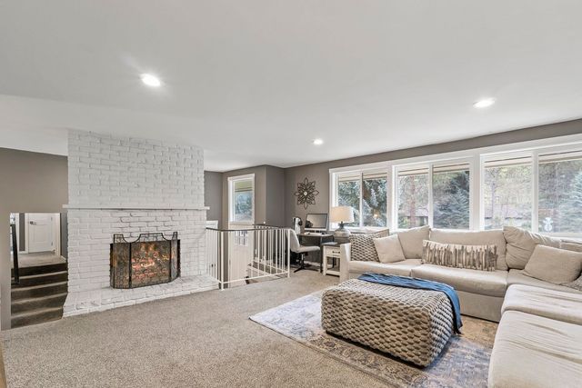 14615 E Belle Terre Ave, Veradale, WA 99037