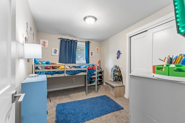 14615 E Belle Terre Ave, Veradale, WA 99037