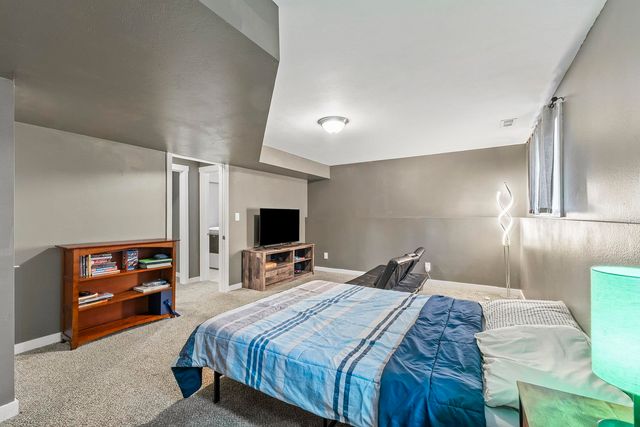 14615 E Belle Terre Ave, Veradale, WA 99037