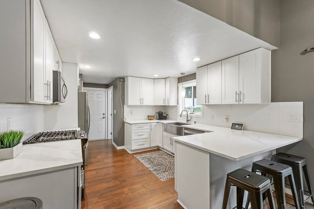 14615 E Belle Terre Ave, Veradale, WA 99037