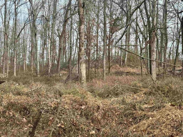 2411 E State Route 62, Boonville, IN 47601