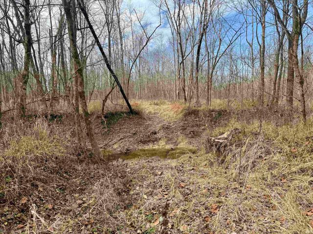 2411 E State Route 62, Boonville, IN 47601