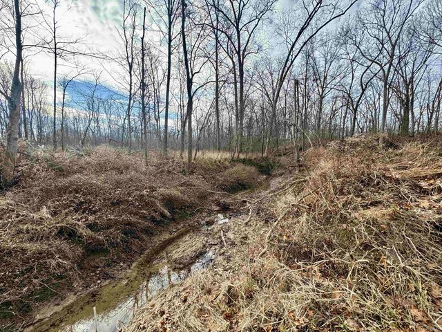 2411 E State Route 62, Boonville, IN 47601