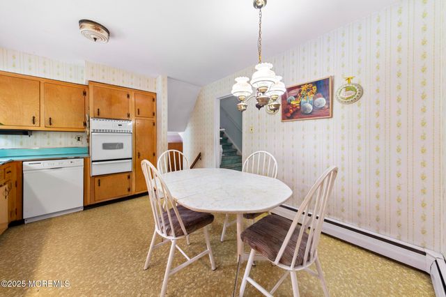 30 Clearview Drive, Tinton Falls, NJ 07724