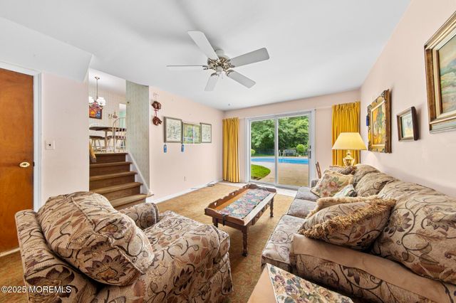 30 Clearview Drive, Tinton Falls, NJ 07724