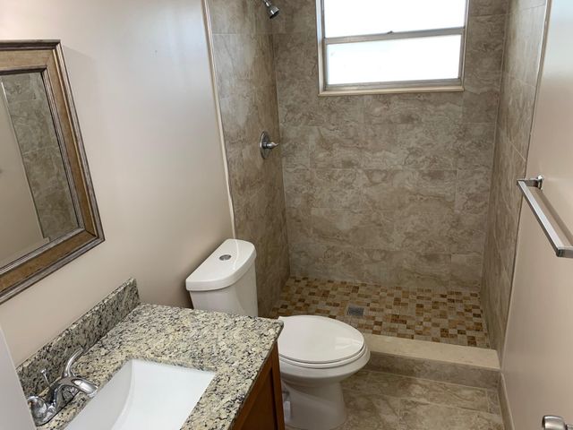 8350 Sands Point Boulevard E202, Tamarac, FL 33321