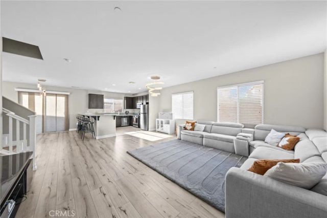 6958 Stanza Court, Fontana, CA 92336