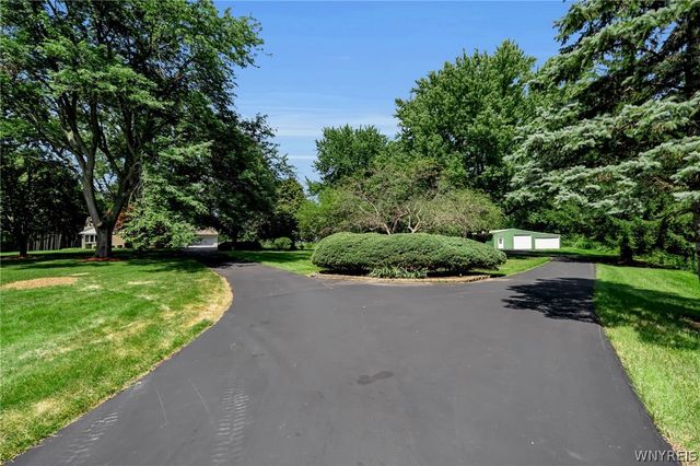 2717 New Road, Wilson, NY 14131