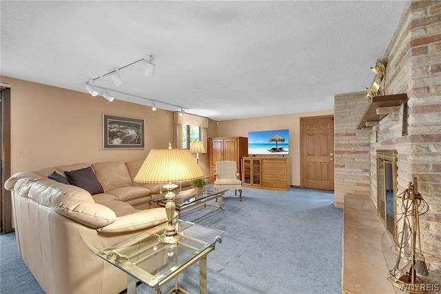 2717 New Road, Wilson, NY 14131