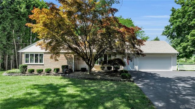 2717 New Road, Wilson, NY 14131