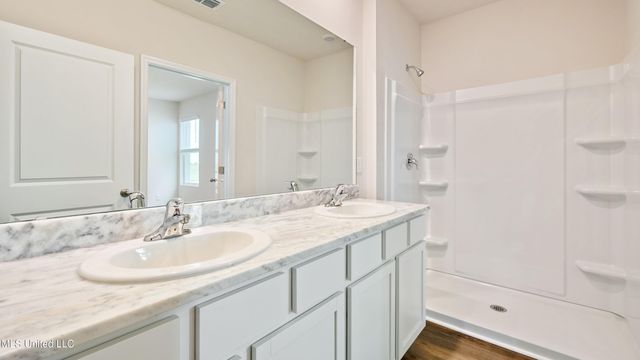 44 Mcgilvery Drive, Byhalia, MS 38611