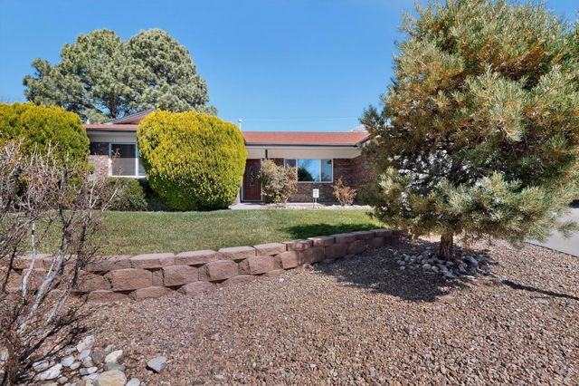 12001 Holiday Avenue NE, Albuquerque, NM 87111