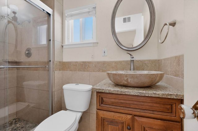 12001 Holiday Avenue NE, Albuquerque, NM 87111