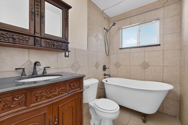 12001 Holiday Avenue NE, Albuquerque, NM 87111