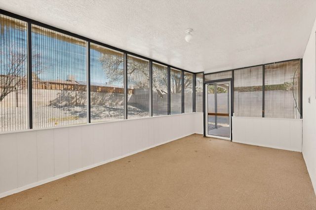 12001 Holiday Avenue NE, Albuquerque, NM 87111