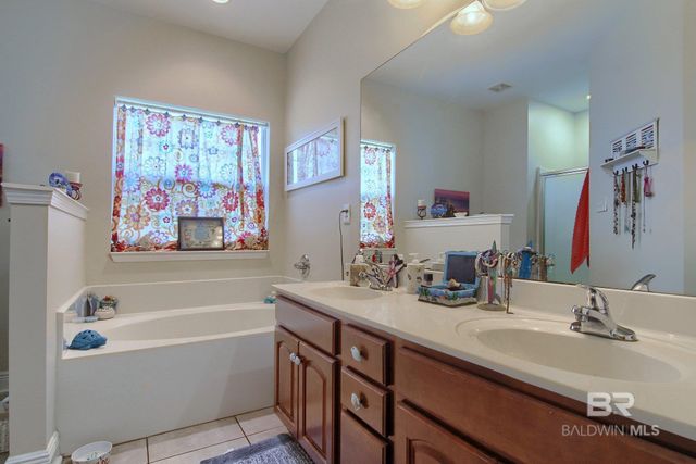 1912 Brigadoon Trail, Gulf Shores, AL 36542