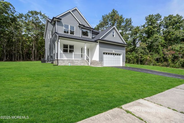 70 Seurat Street, Barnegat, NJ 08005