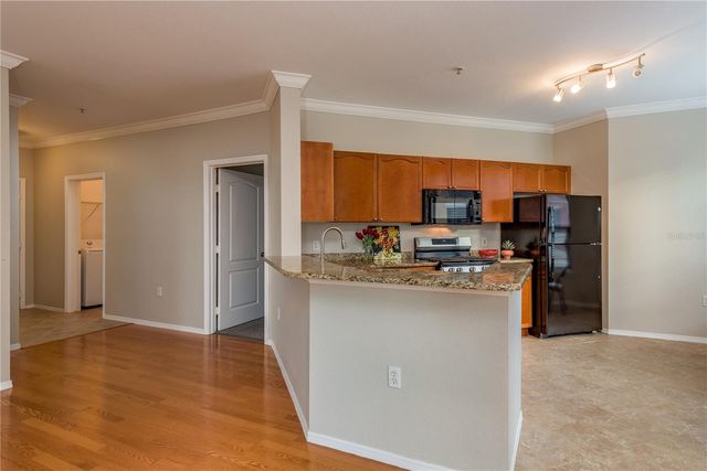 2730 VIA TIVOLI 320B, Clearwater, FL 33764