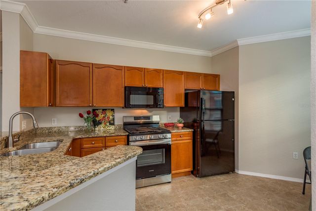 2730 VIA TIVOLI 320B, Clearwater, FL 33764