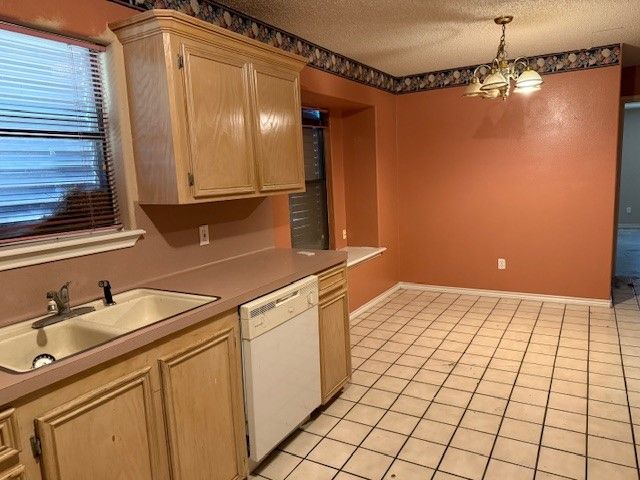 6026 Blue Water Dr, Corpus Christi, TX 78415